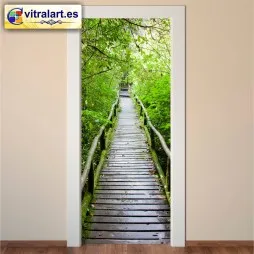 Vinilo Puerta Camino a la selva