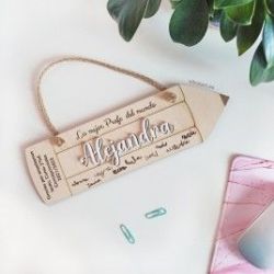 Placa lápiz para Profes con nombres de los Alumnos